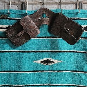 Tooled leather saddle horn bag